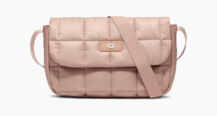 Ugg deals pink puff